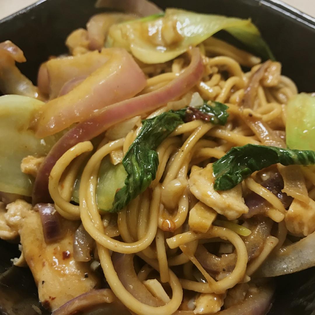 麻酱鸡肉面  Sesame paste Chicken Noodles