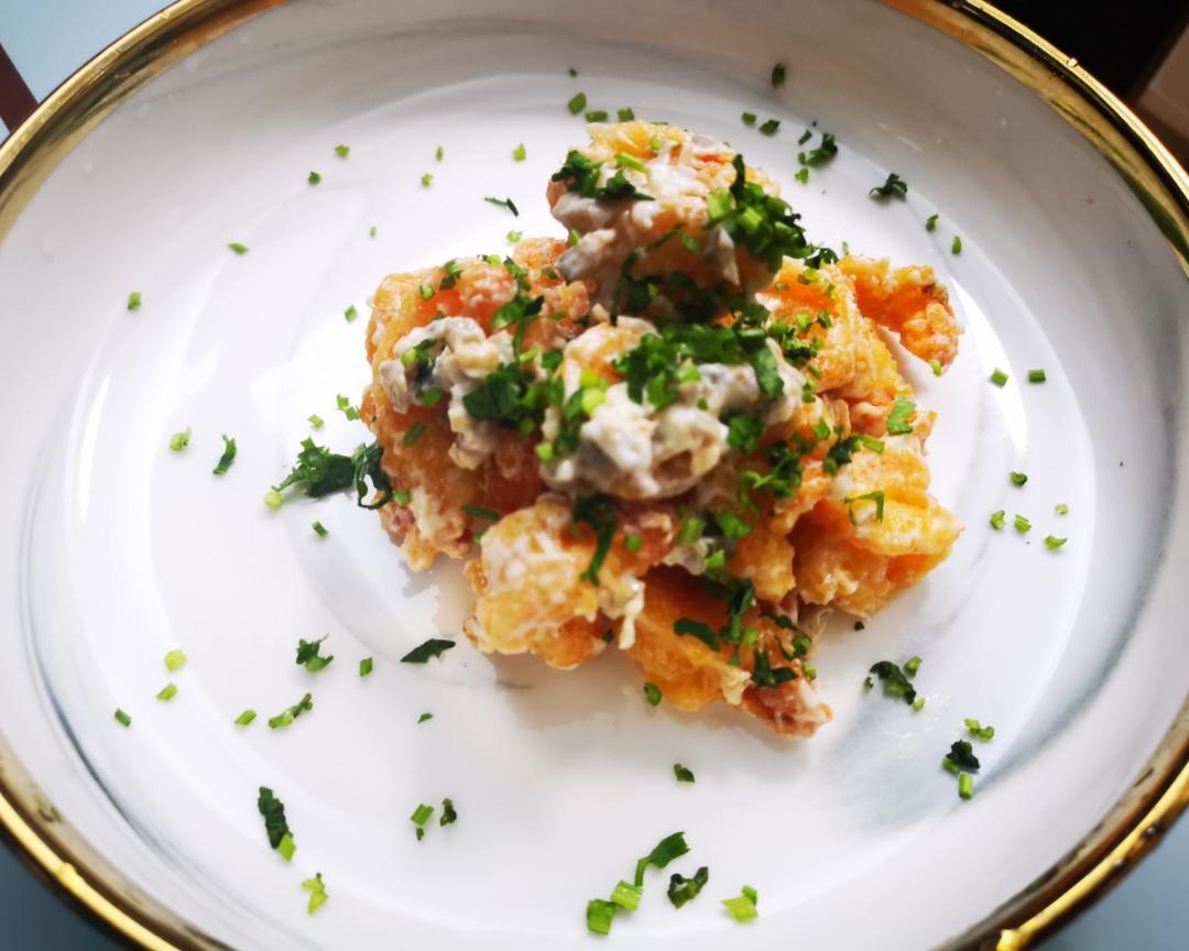 咸柠檬沙拉虾球的做法