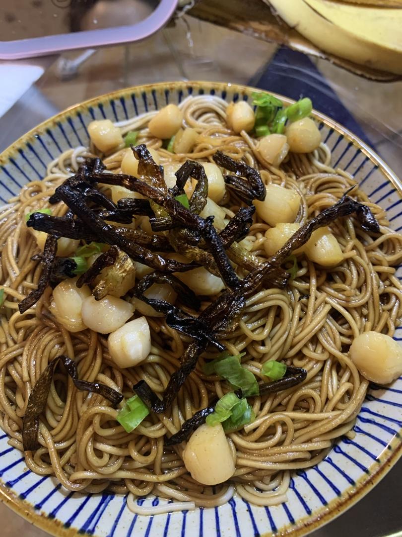 10分钟搞定的一碗葱油拌面
