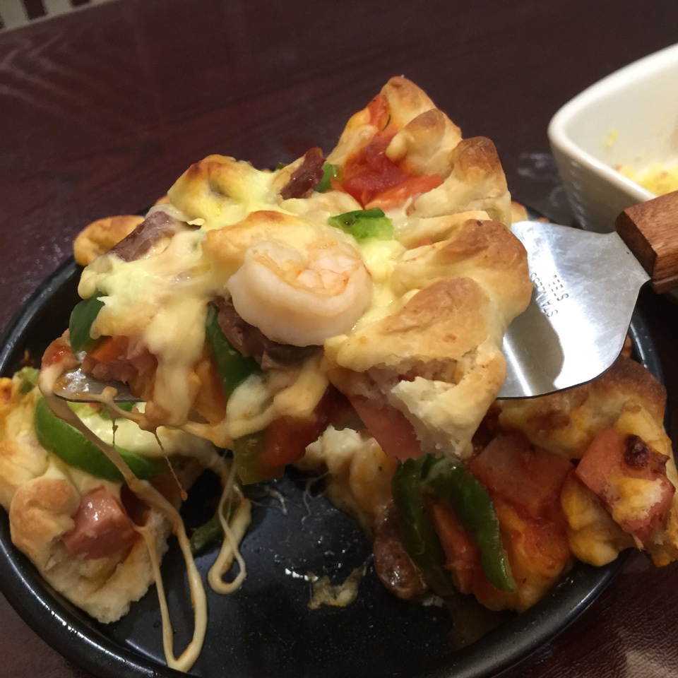 蘑菇火腿心花边比萨