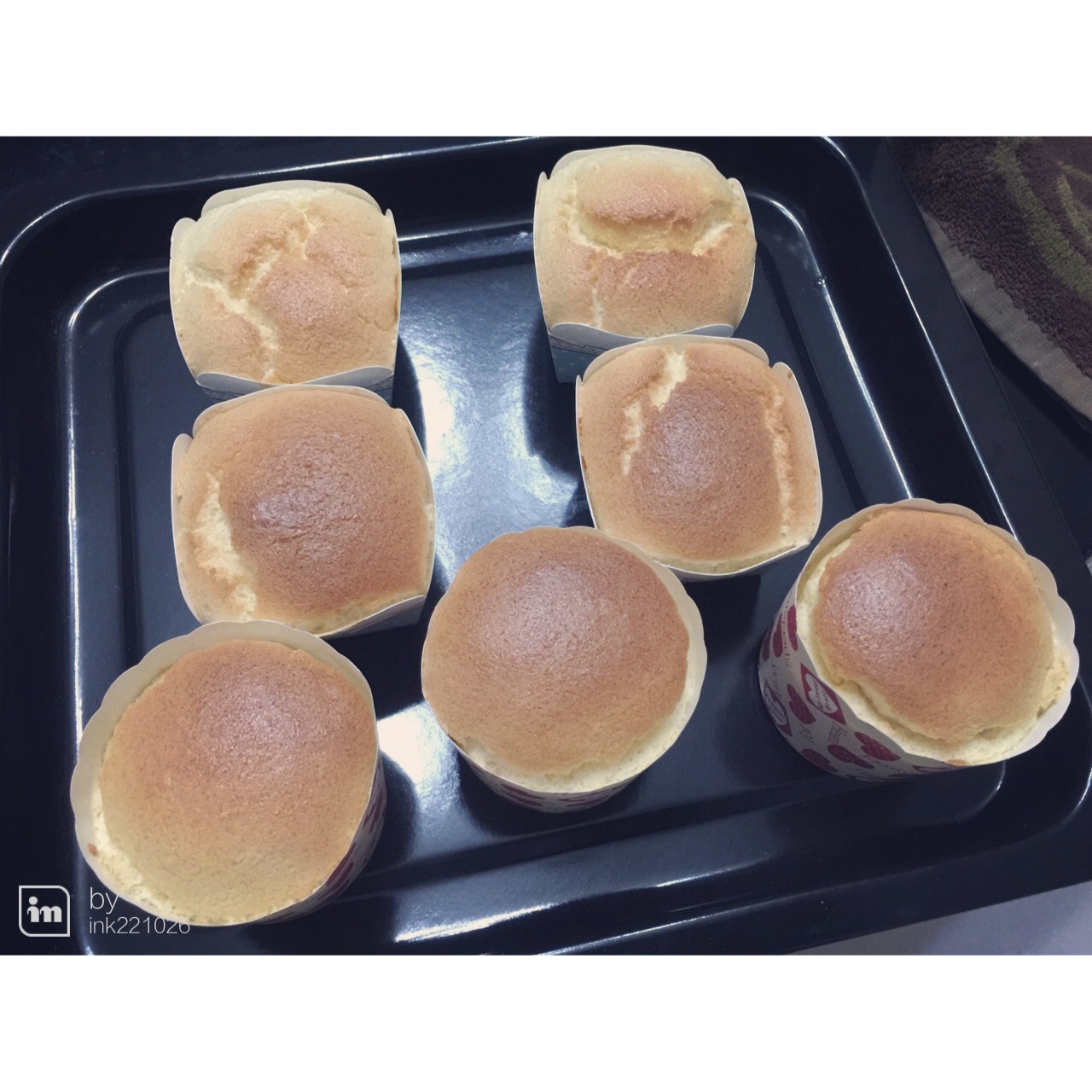 戚风小纸杯蛋糕