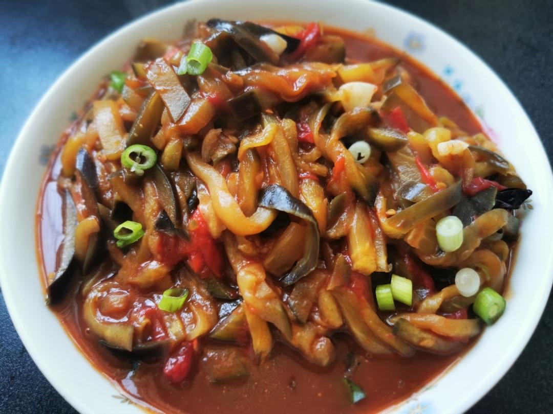 翡翠蝉本尊做的素炒茄丝