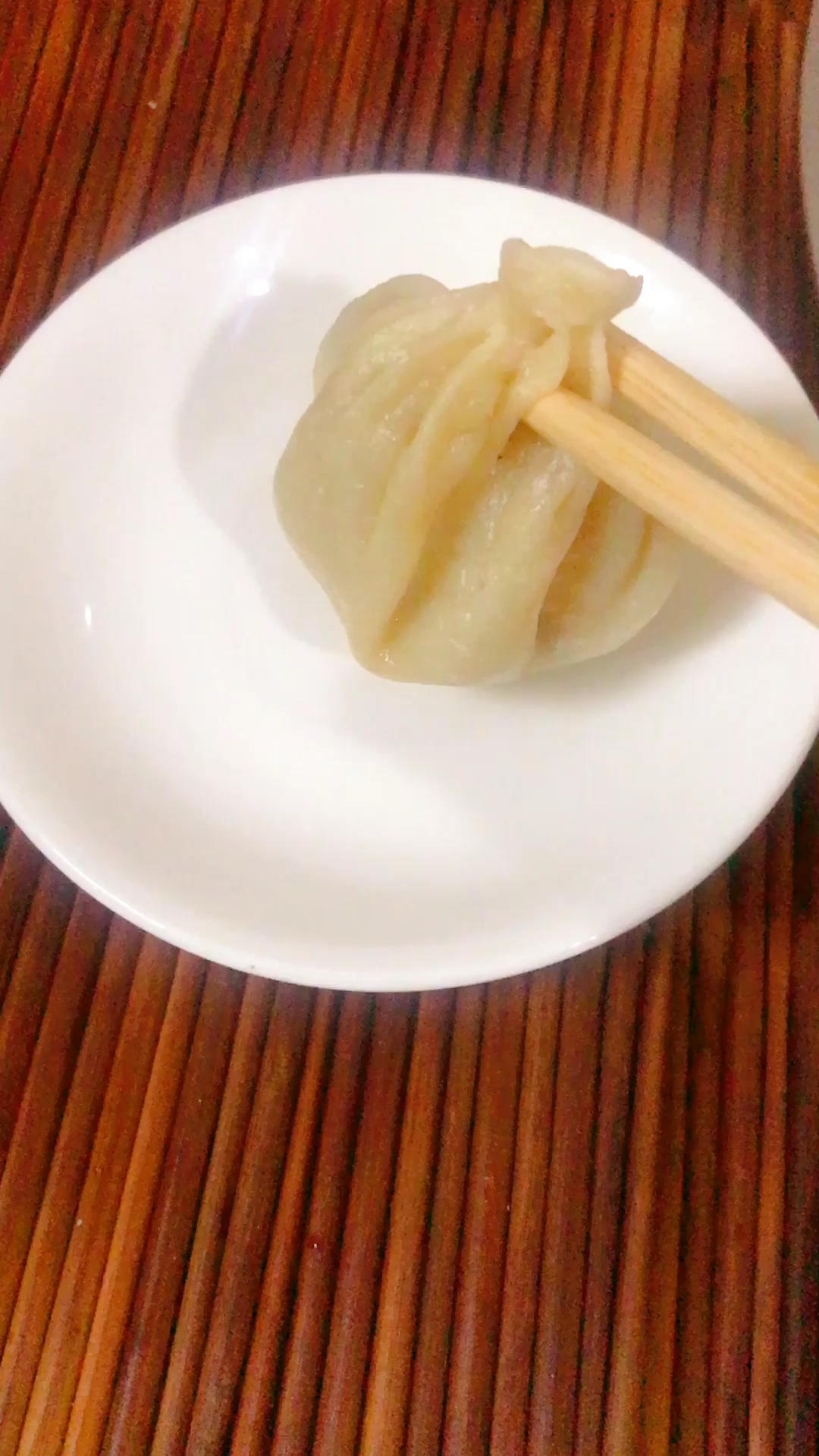 鸡汁灌汤包