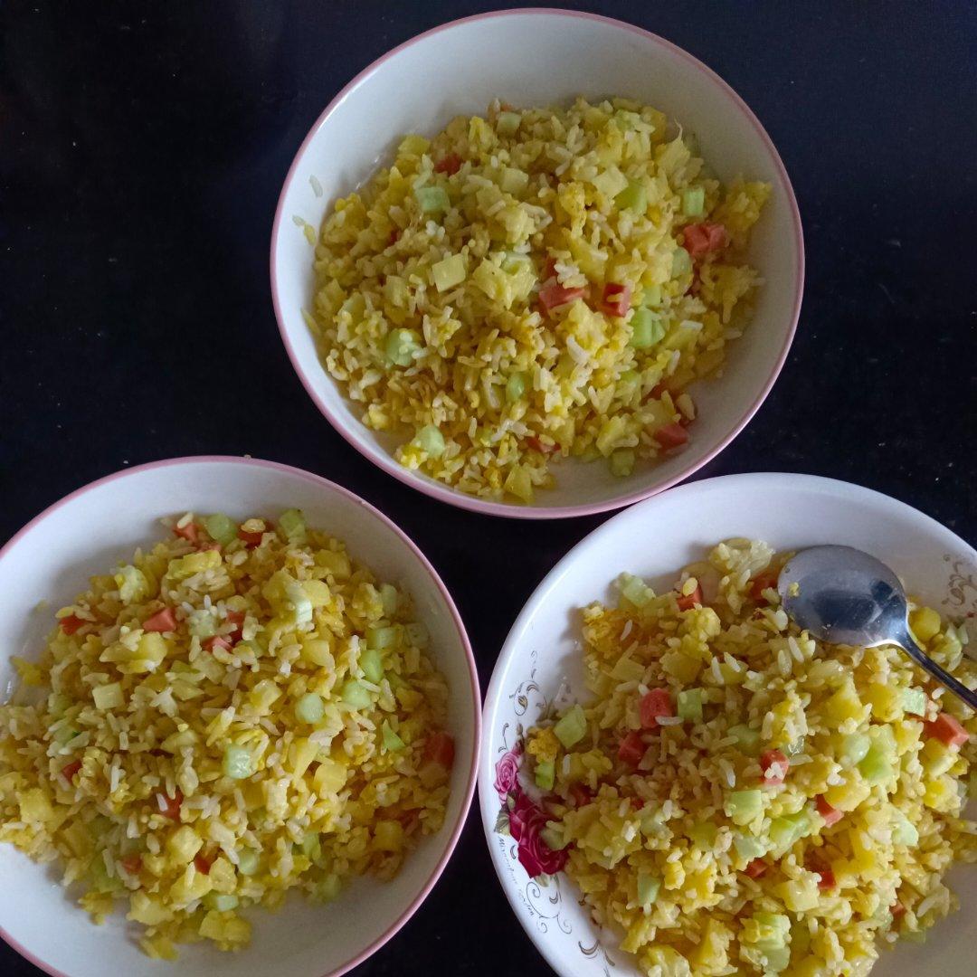 菠萝炒饭🍍