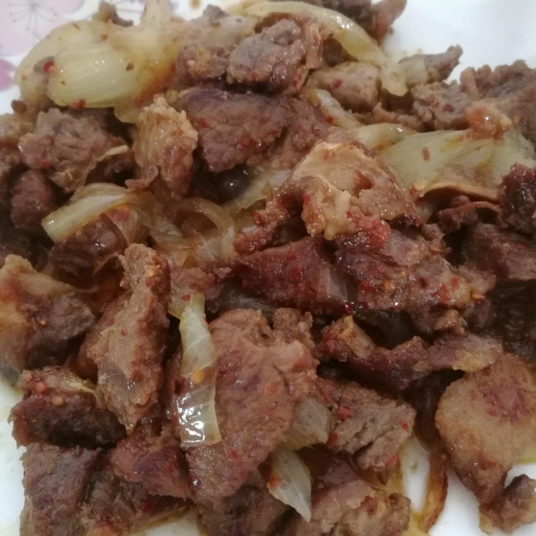 生酮～电饭锅孜然牛肉粒