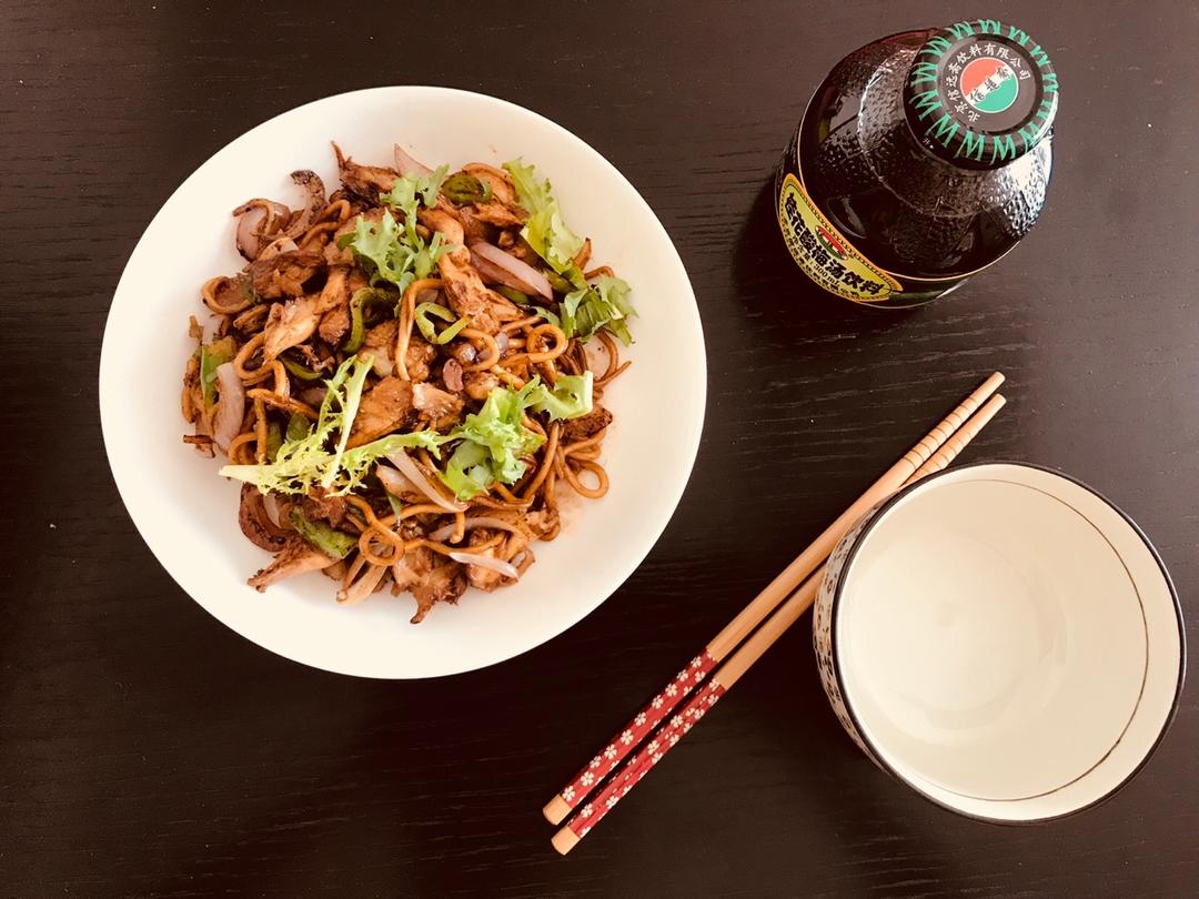 黑椒牛柳炒意面