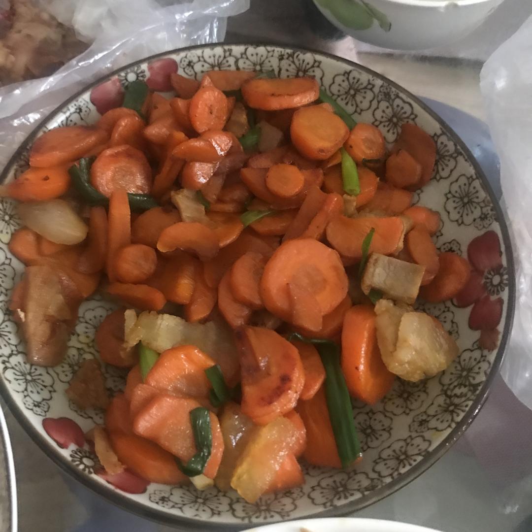 胡萝卜炒肉