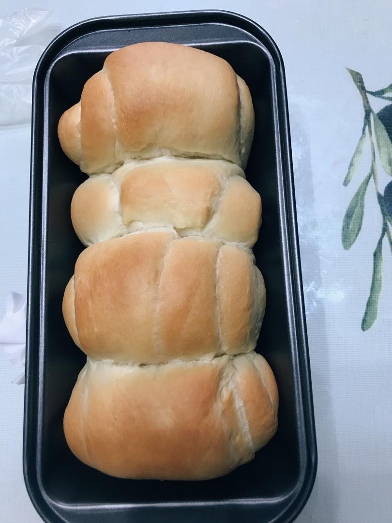 吐司，奶香手撕面包，超级香浓