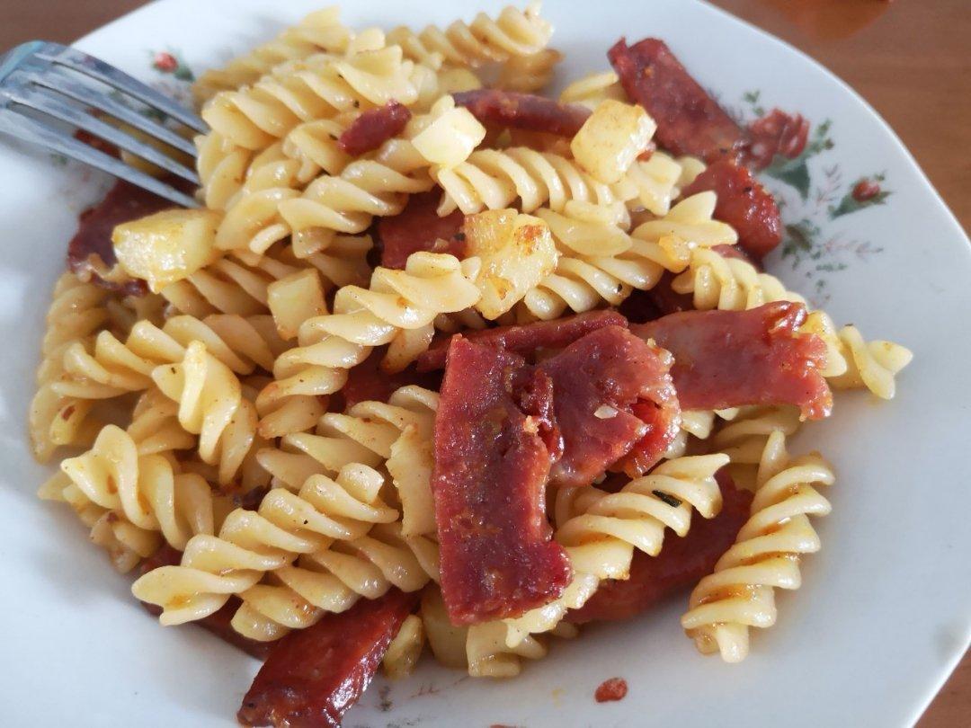 土豆培根炒意大利面