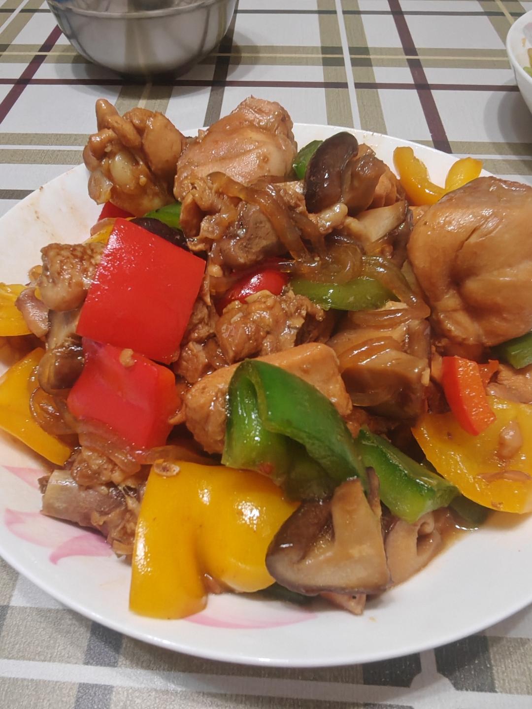 好吃到原地爆炸的黄焖鸡