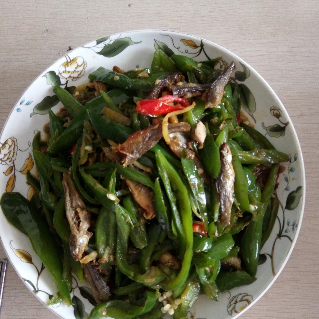 青椒小河鱼