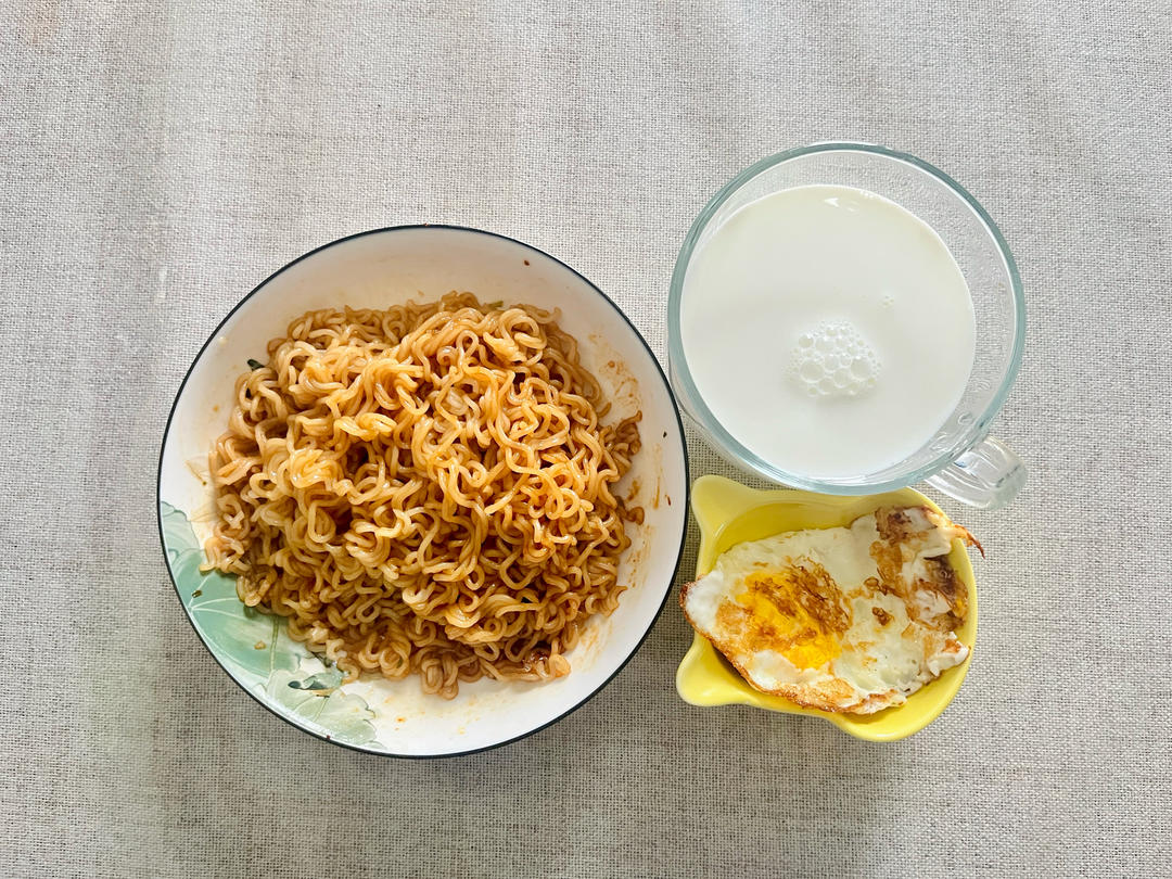 小学生糊弄学早餐