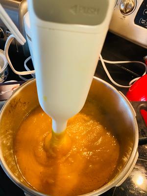 fall butternut squash soup (美式南瓜浓汤）的做法 步骤4