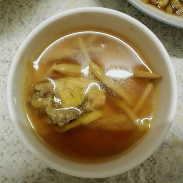 黄花菜排骨汤