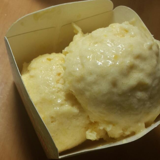 芒果牛奶冰淇淋