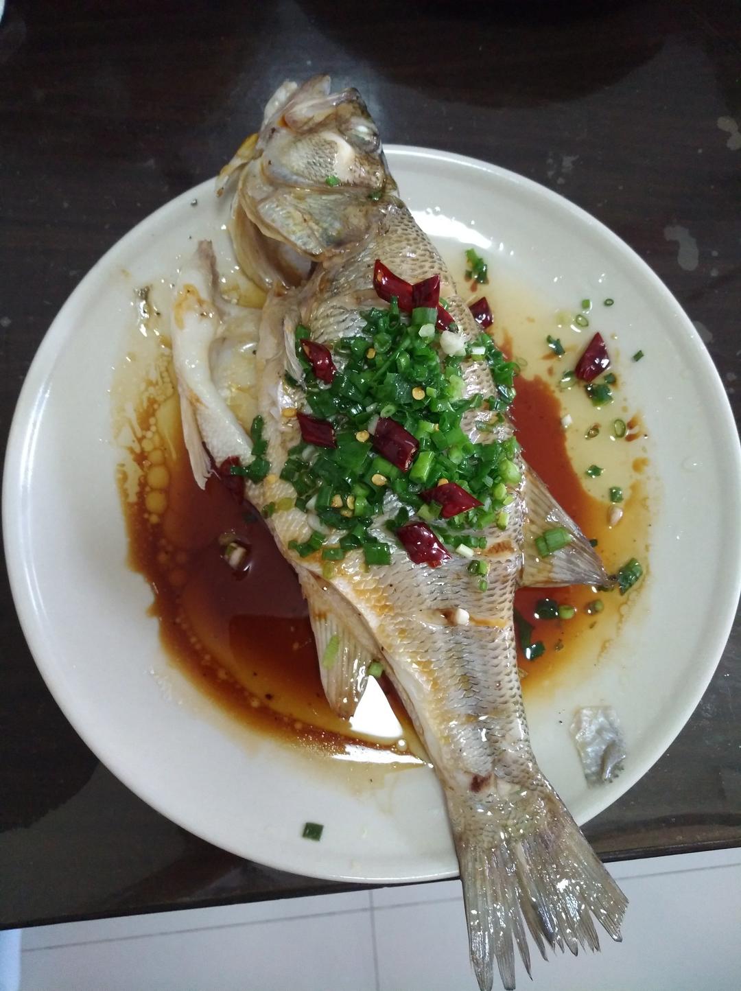 清蒸鲈鱼