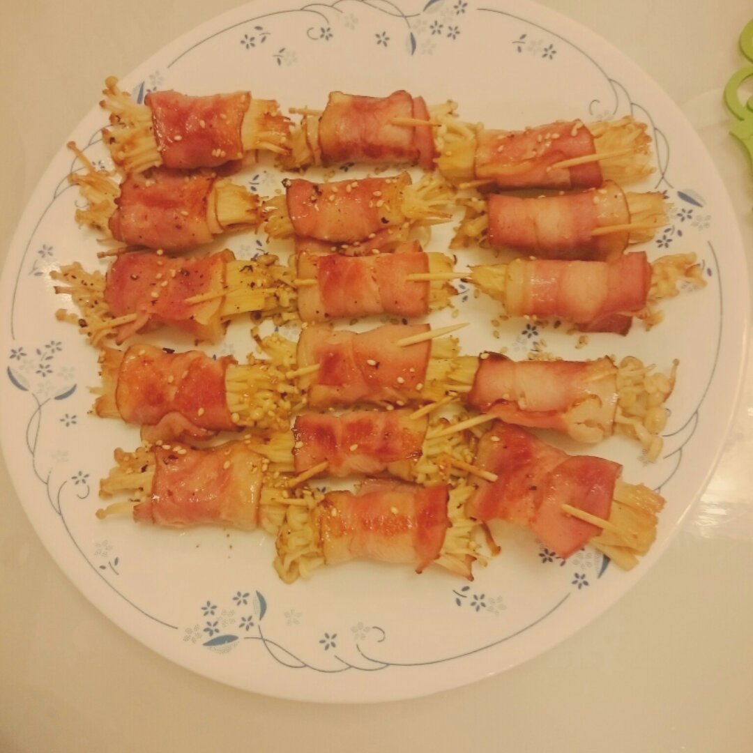 香煎培根金针菇卷