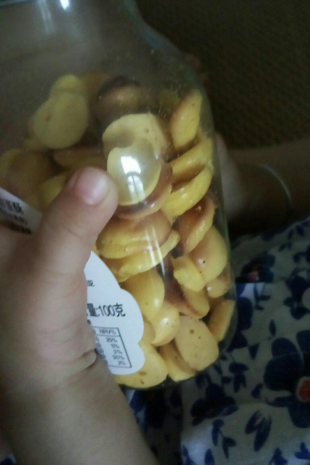 入口即化的无添加蛋黄溶豆