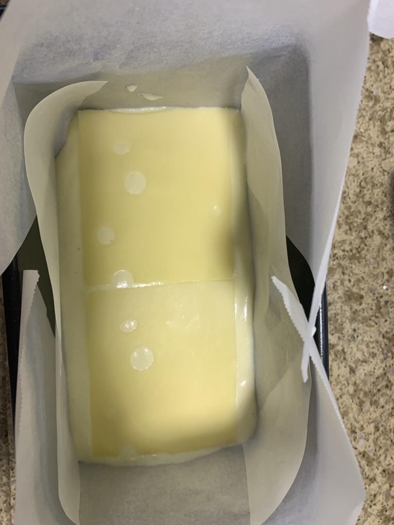 堪比柯基屁股
爆浆芝士🧀古早蛋糕