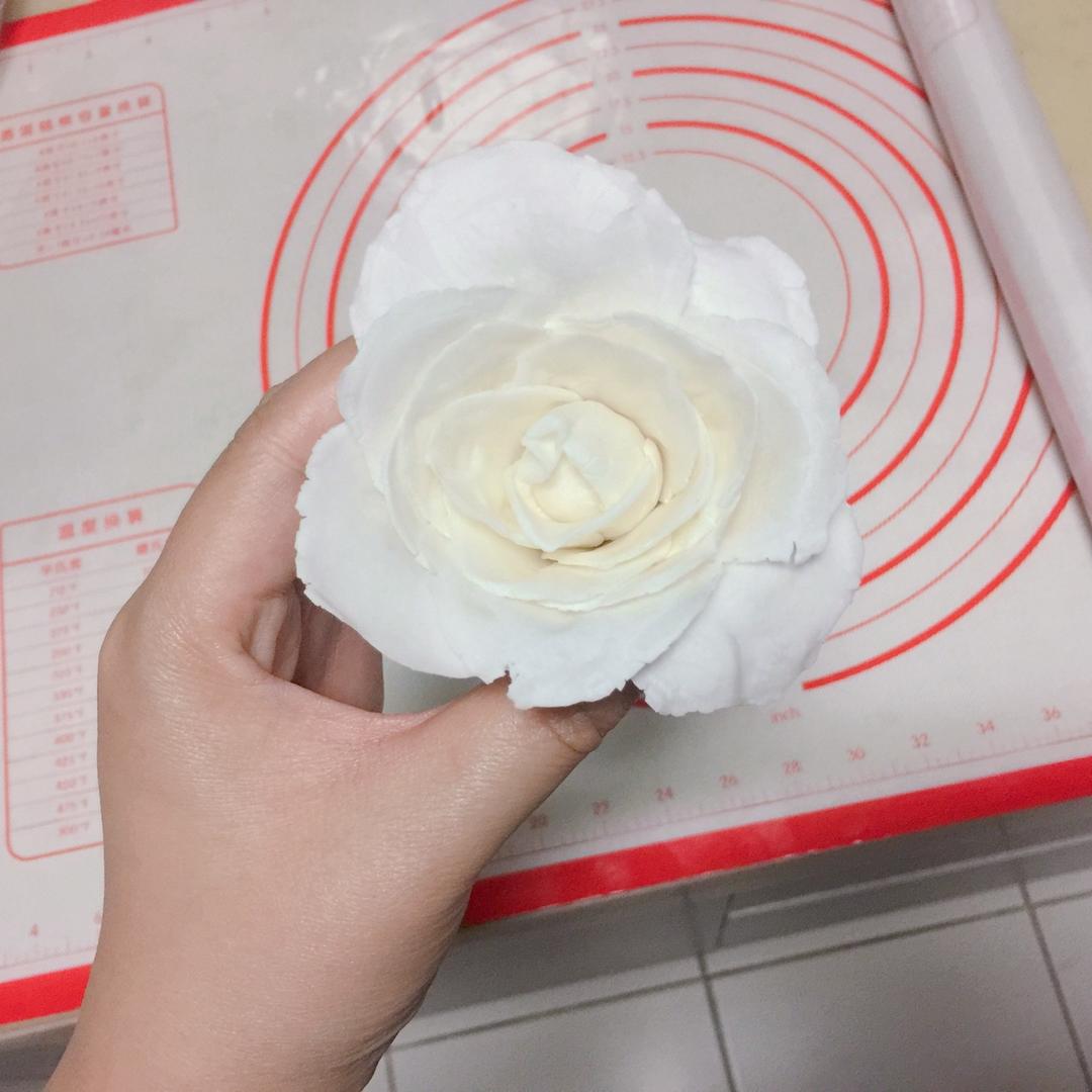 手工翻糖玫瑰花制作教程