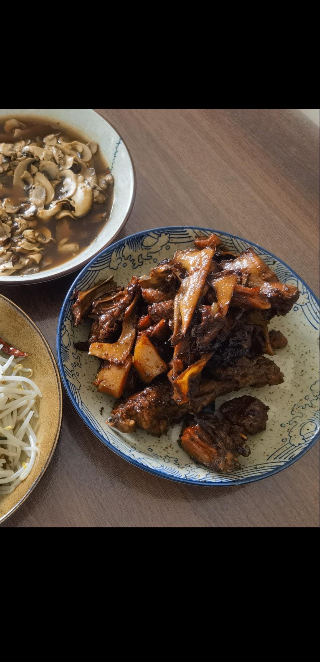 泉州名菜-姜母鸭