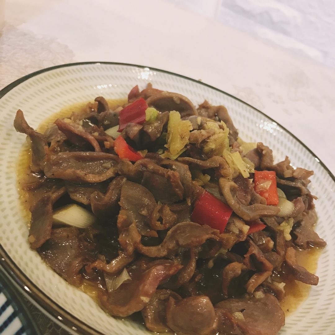 小米椒爆鸡胗