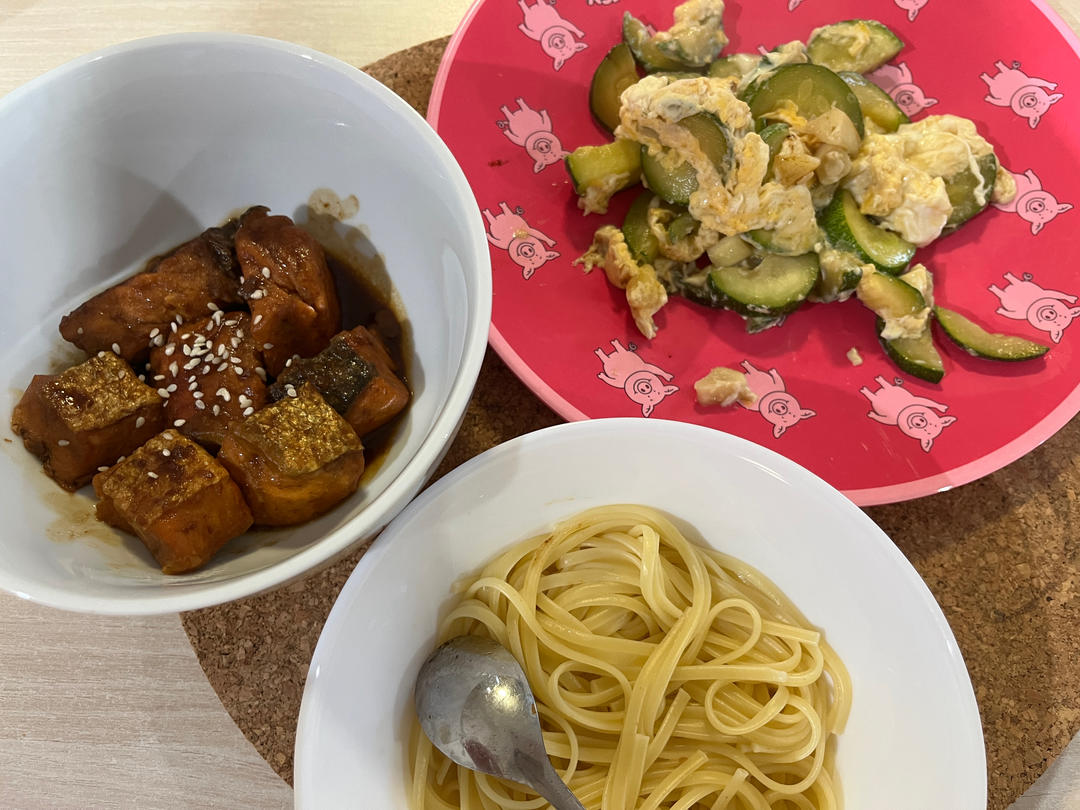 清香的西葫芦炒鸡蛋