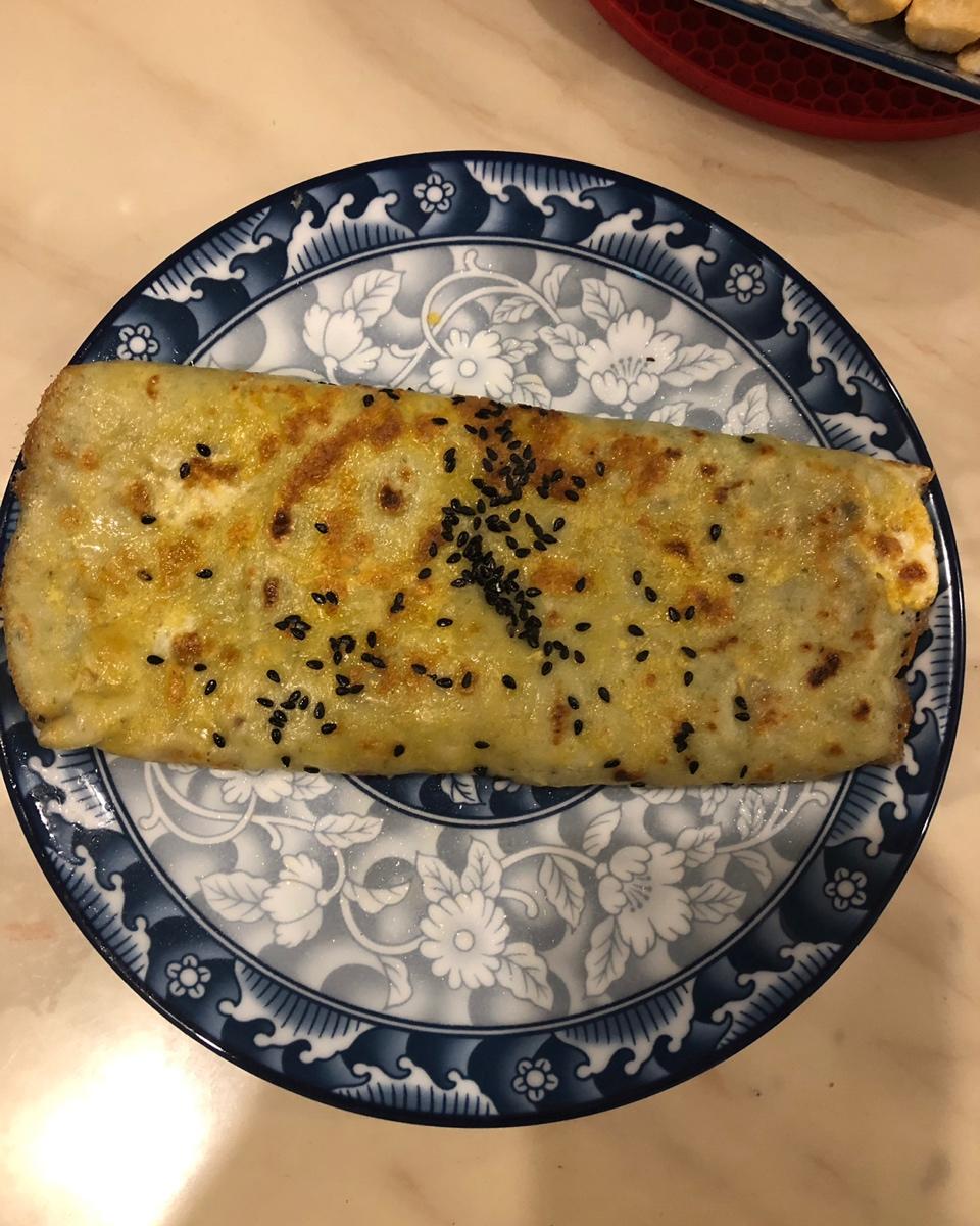 煎饼果子（超详细步骤 甜面酱都是自制的）