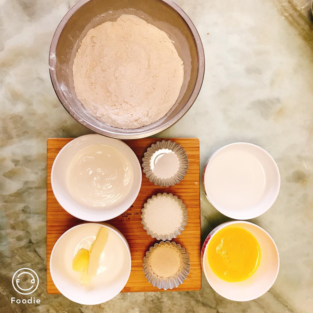 纯奶手撕吐司的做法 步骤1