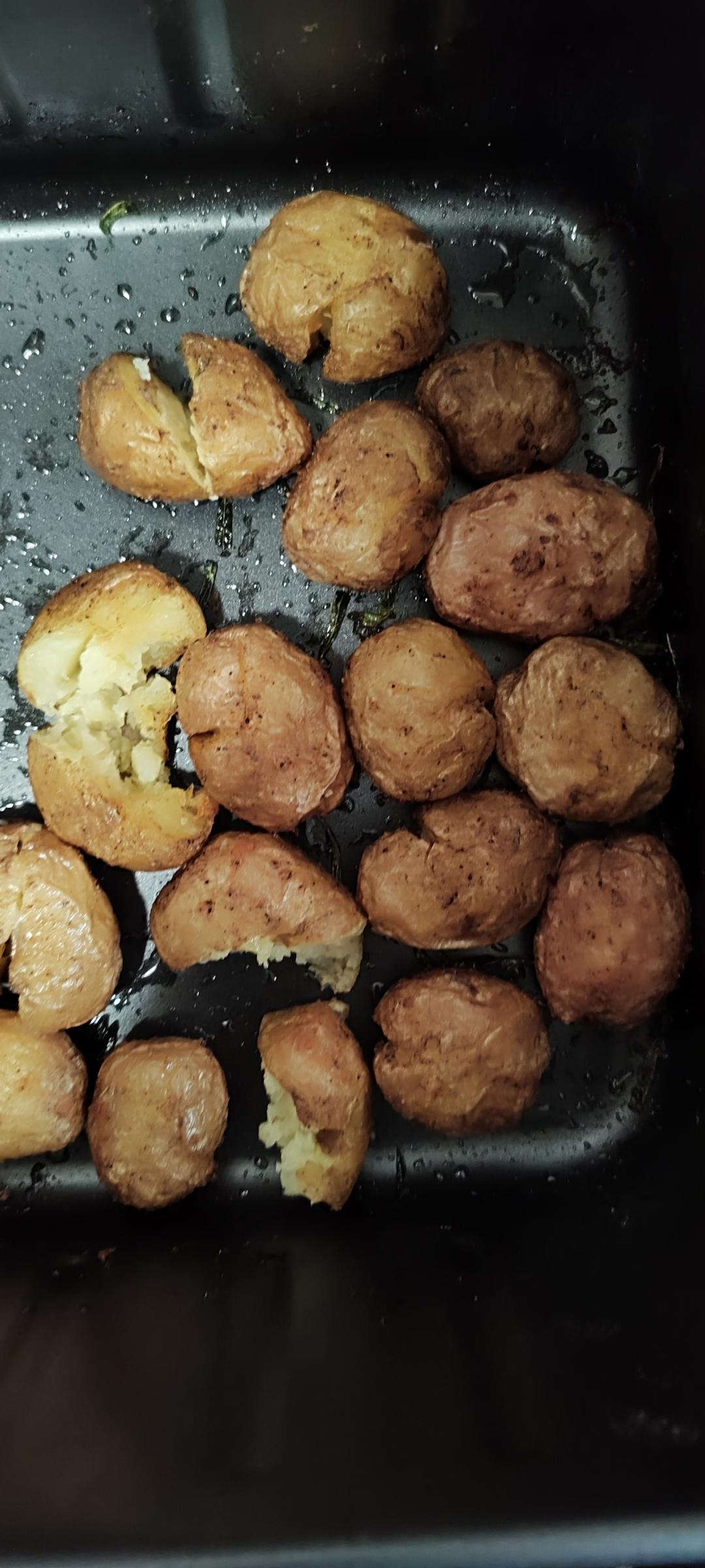 香烤迷你小土豆（烤箱和空气炸锅通用）