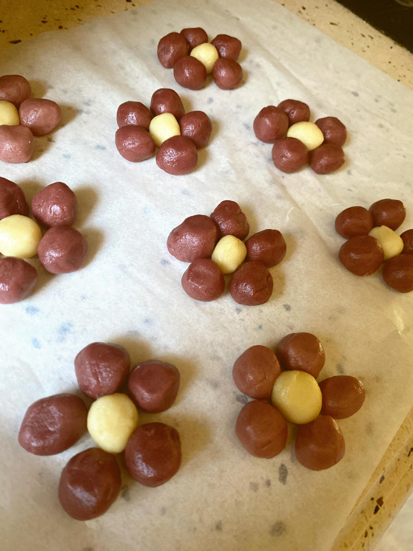 送你一朵小红花｜烘培小白也能搞定的花朵曲奇饼干