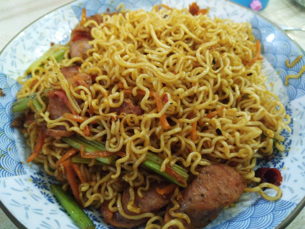 正宗新疆炒米粉