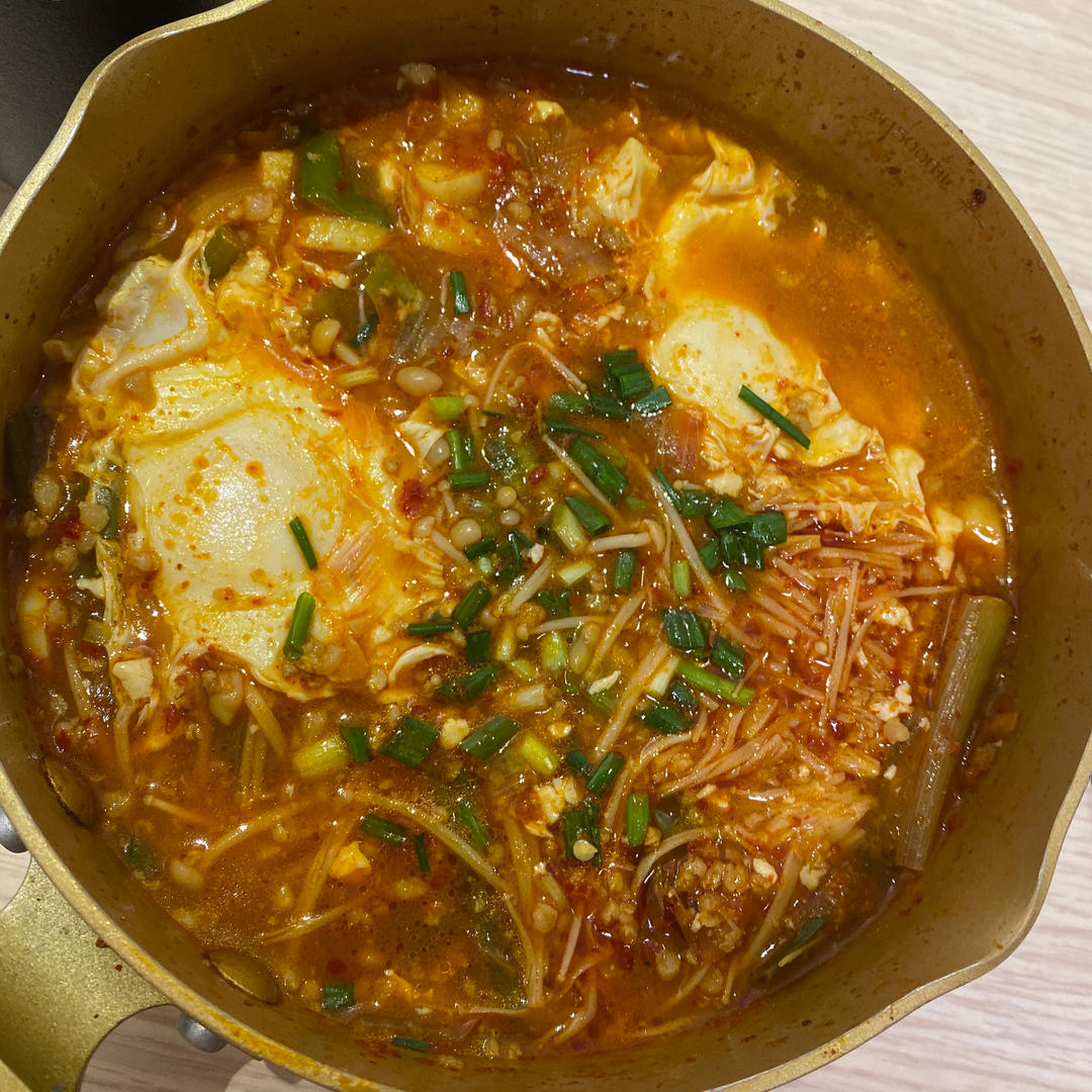 韩国大妈亲授— 韩式泡菜豆腐汤