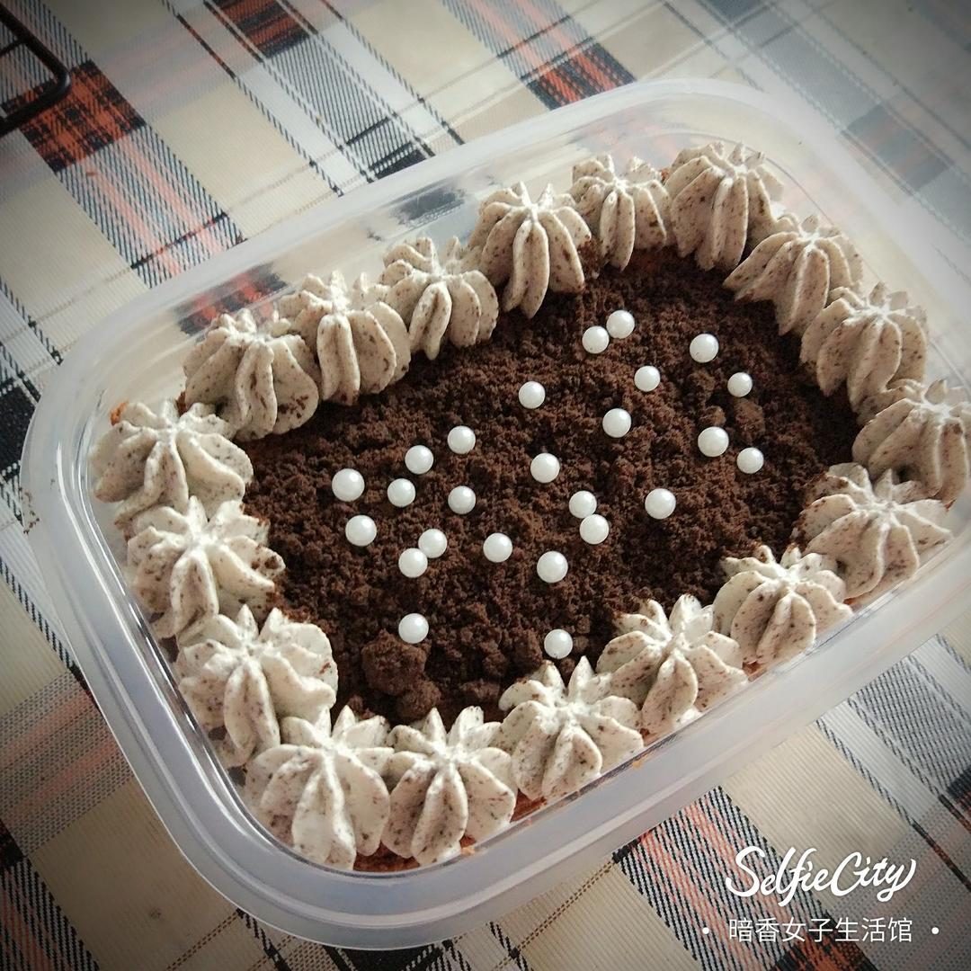 好吃到流泪的奥利奥咸奶油盒子蛋糕