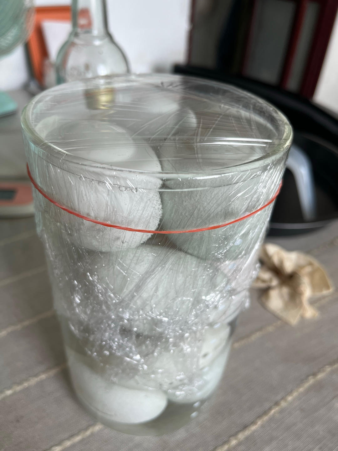 不咸不淡的咸鸭蛋