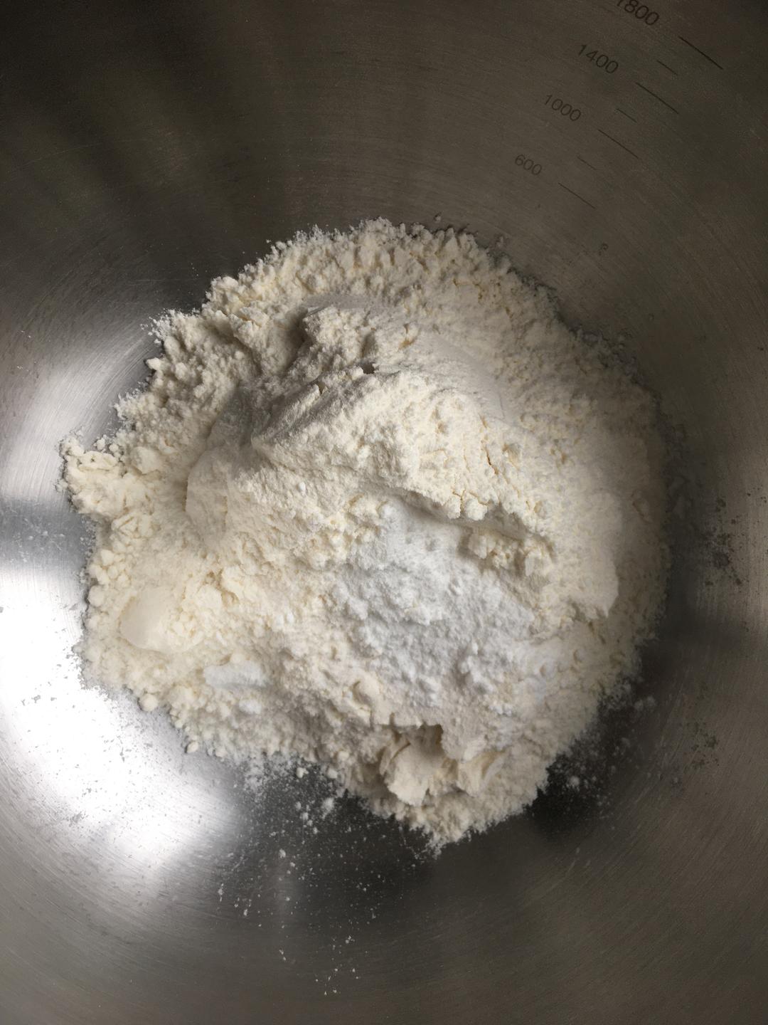 纯奶手撕吐司的做法 步骤1