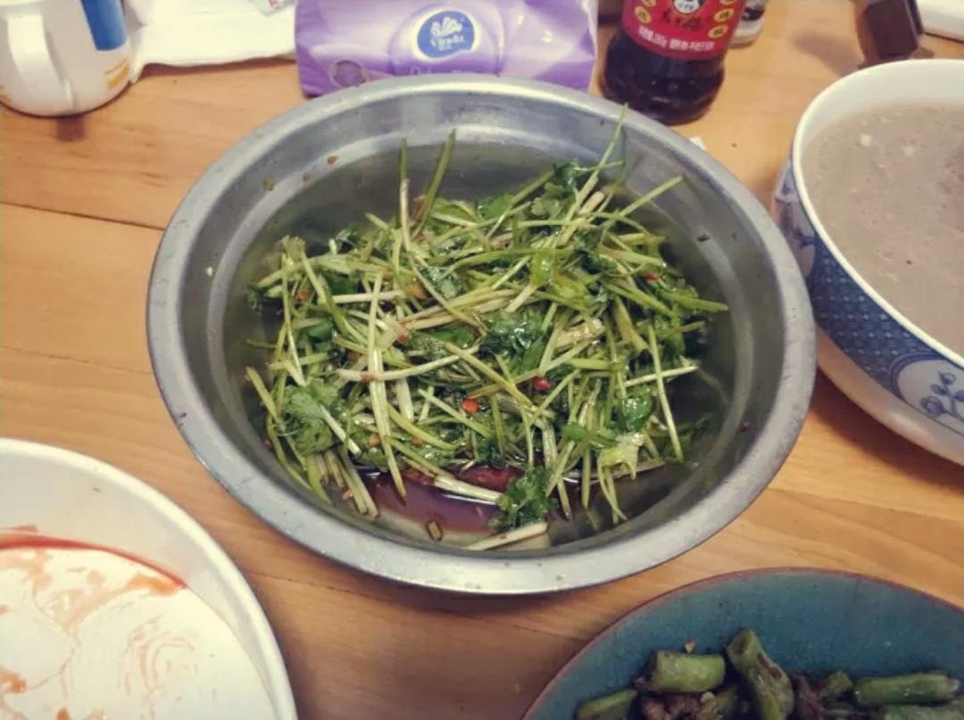 快手凉拌销魂香菜