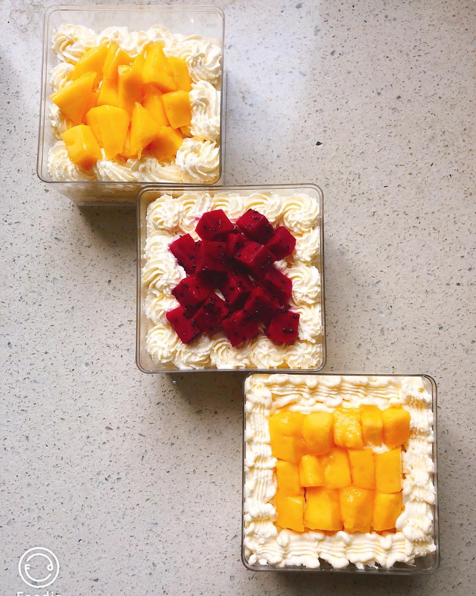 手机用户4555_mclw做的芒果千层蛋糕盒子