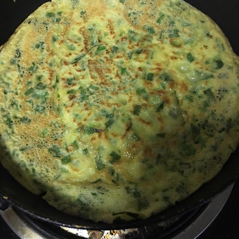 鸡蛋韭菜饼