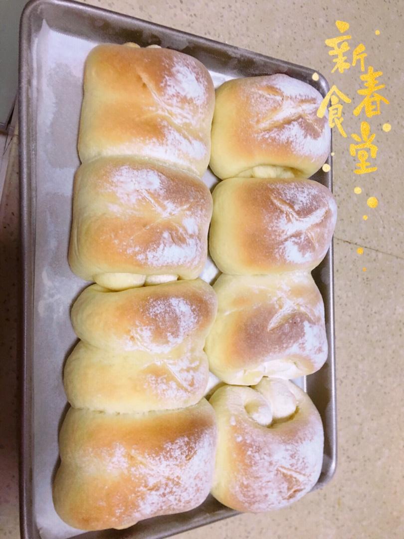 牛奶面包卷