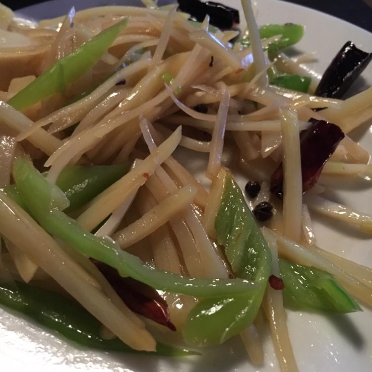在家也能做出馆子味儿的醋溜/炝炒/酸辣土豆丝（就是那道看似简单，实则步步玄机的土豆丝）