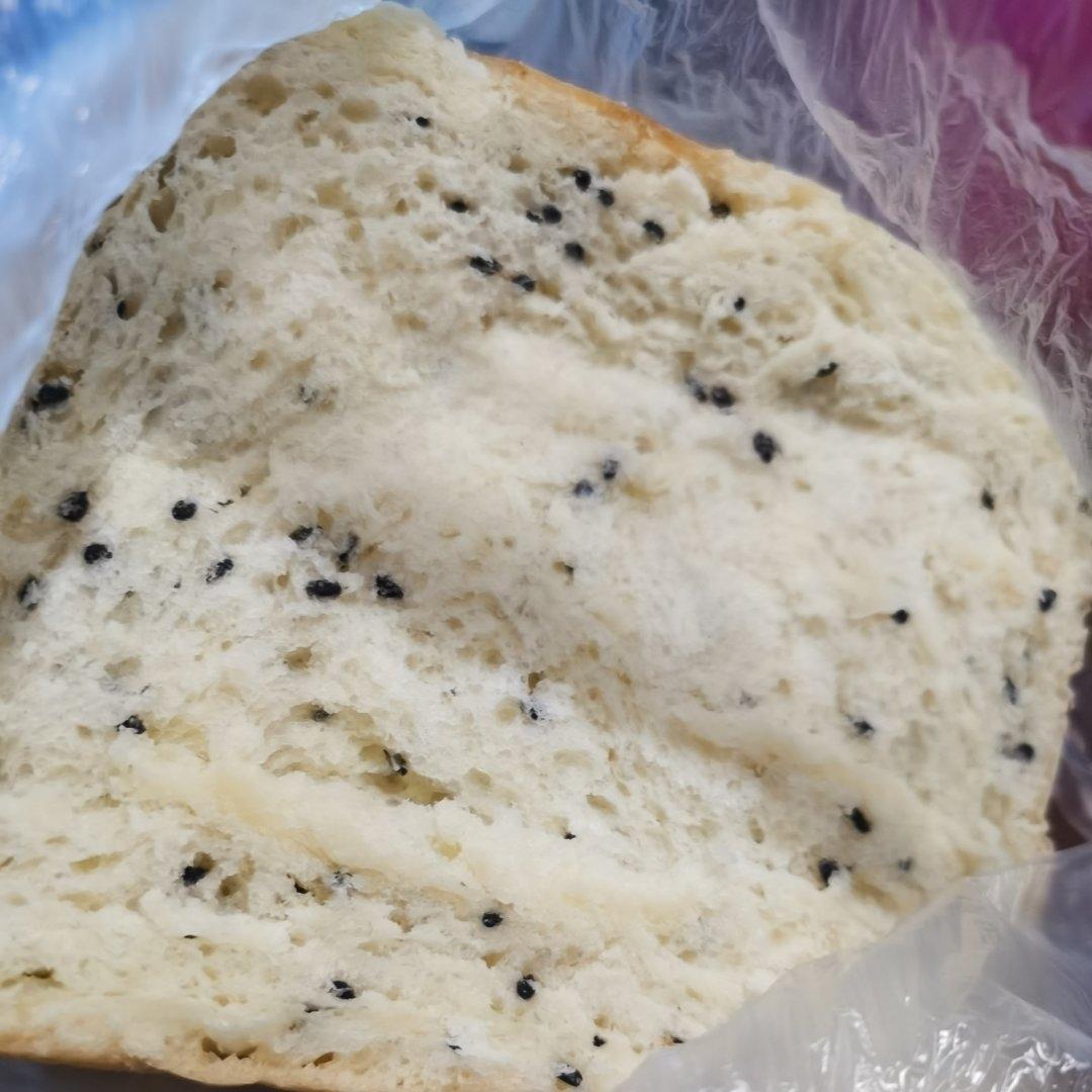 免揉中筋面粉版吐司