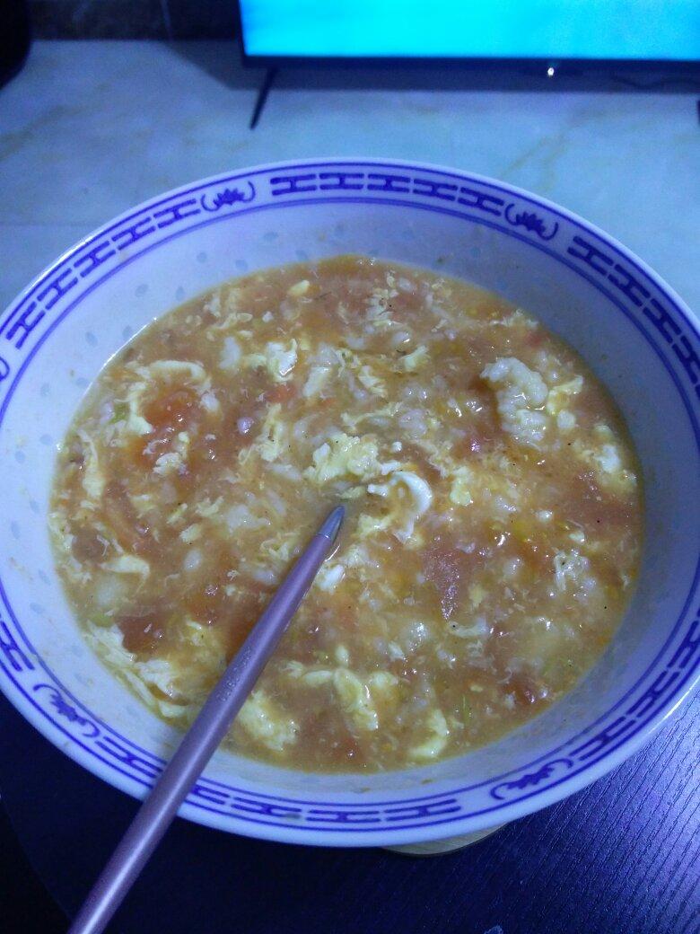 西红柿鸡蛋疙瘩汤