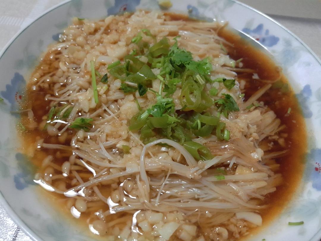 蒜蓉蒸金针菇