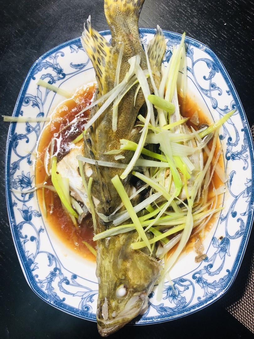 油泼鲈鱼