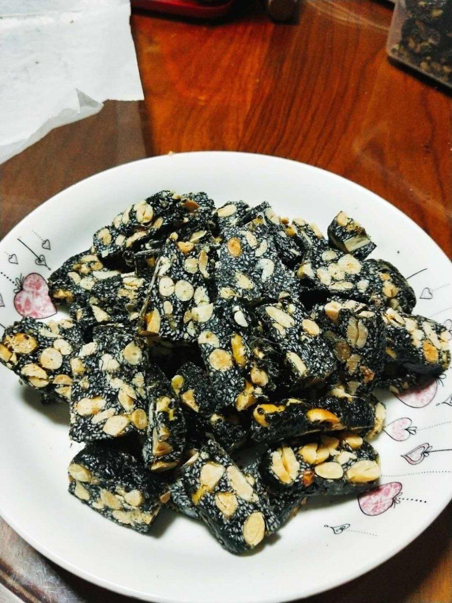 《Tinrry+》芝麻酥糖