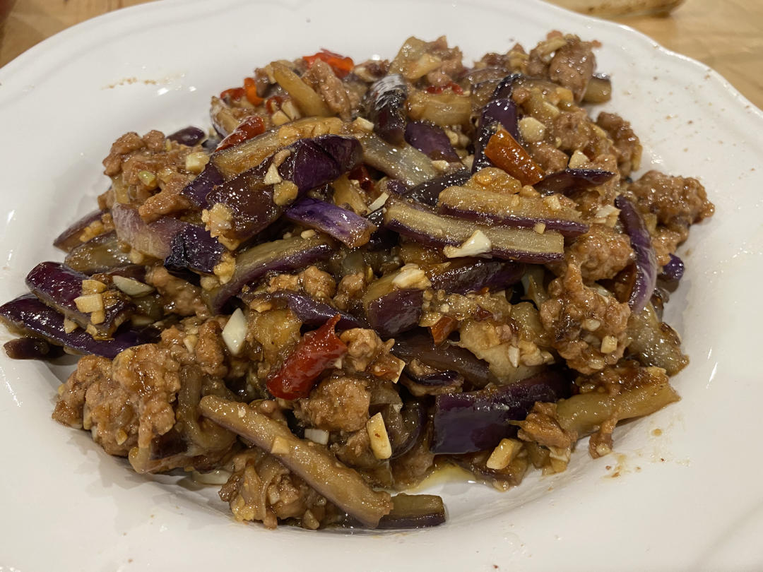肉沫茄子（非油炸健康版）文末另附万能鱼香汁配方。