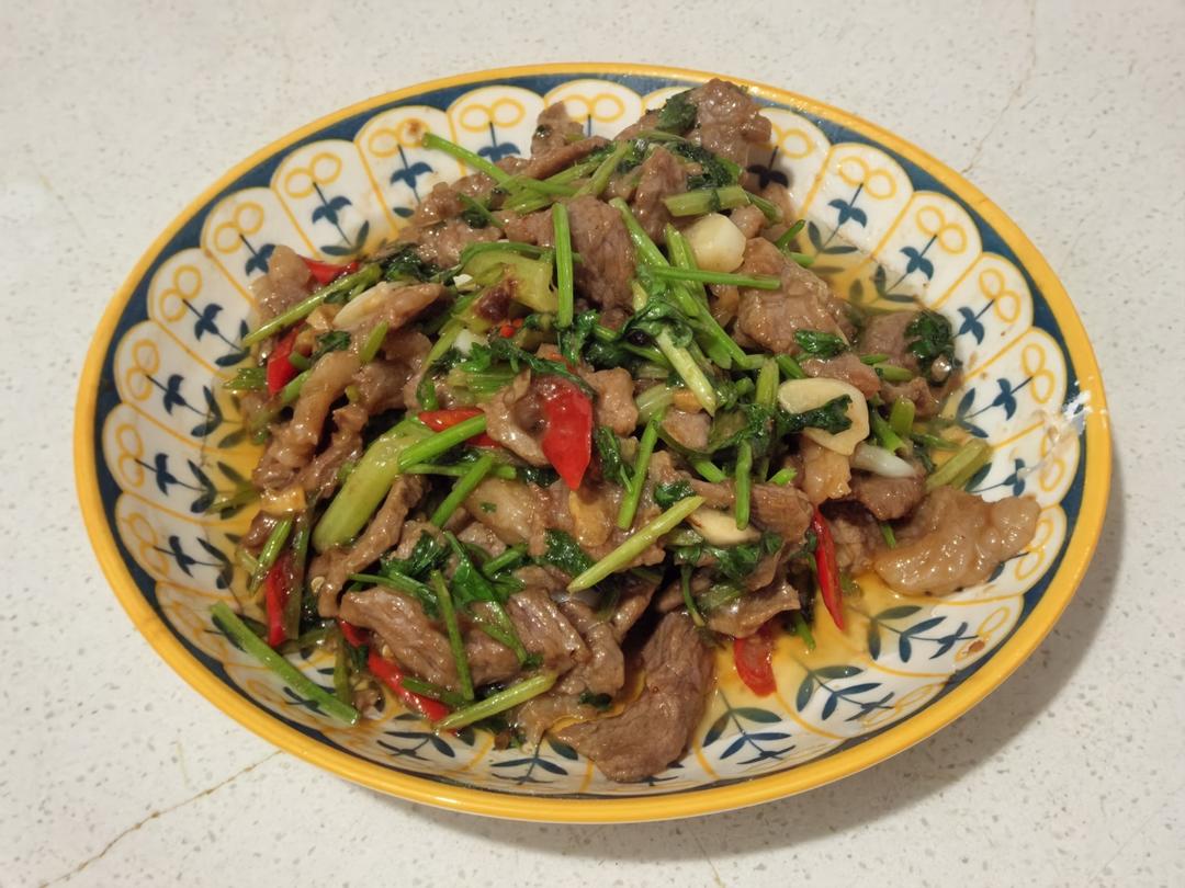 超级下饭的【香菜牛肉】狂炫三碗饭！！！