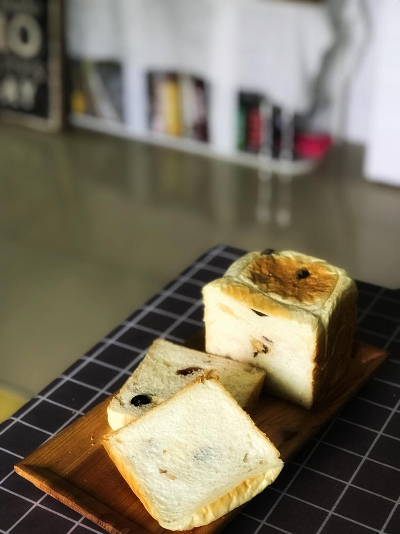 提子吐司，黄提奶油闪亮吐司