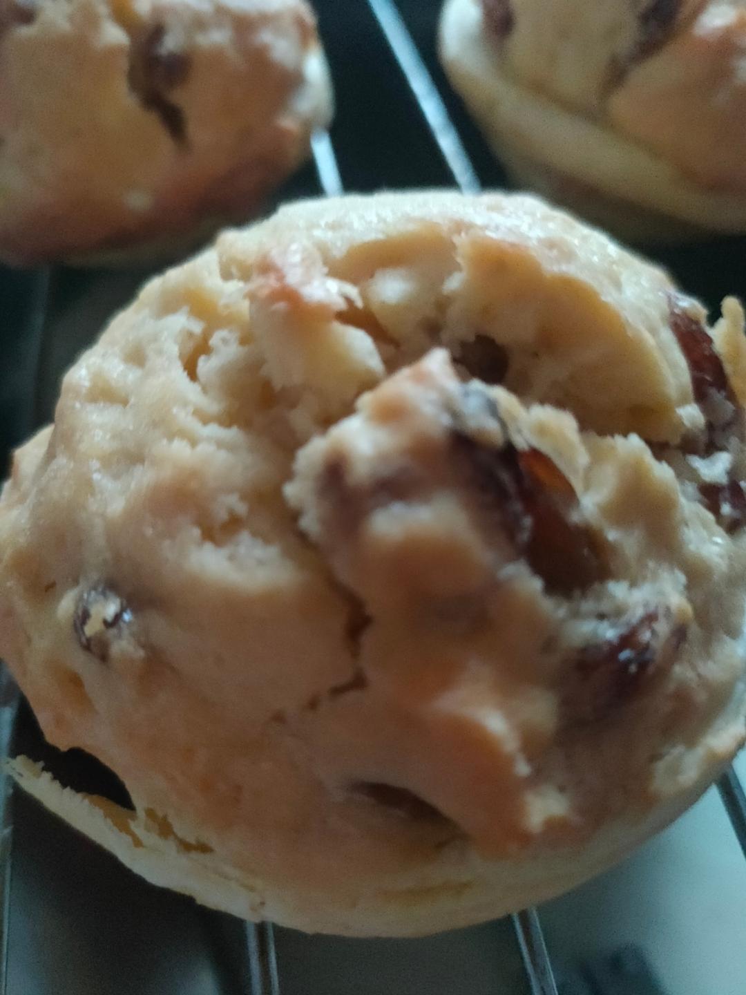 酥皮葡萄干多多马芬蛋糕（复刻百年义利奶昔葡萄酥）